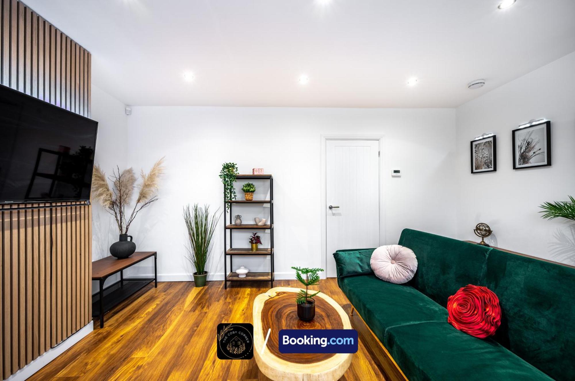 Cosy 3-Bed House, Garden & Free Parking In Stretford Manchester Exterior foto