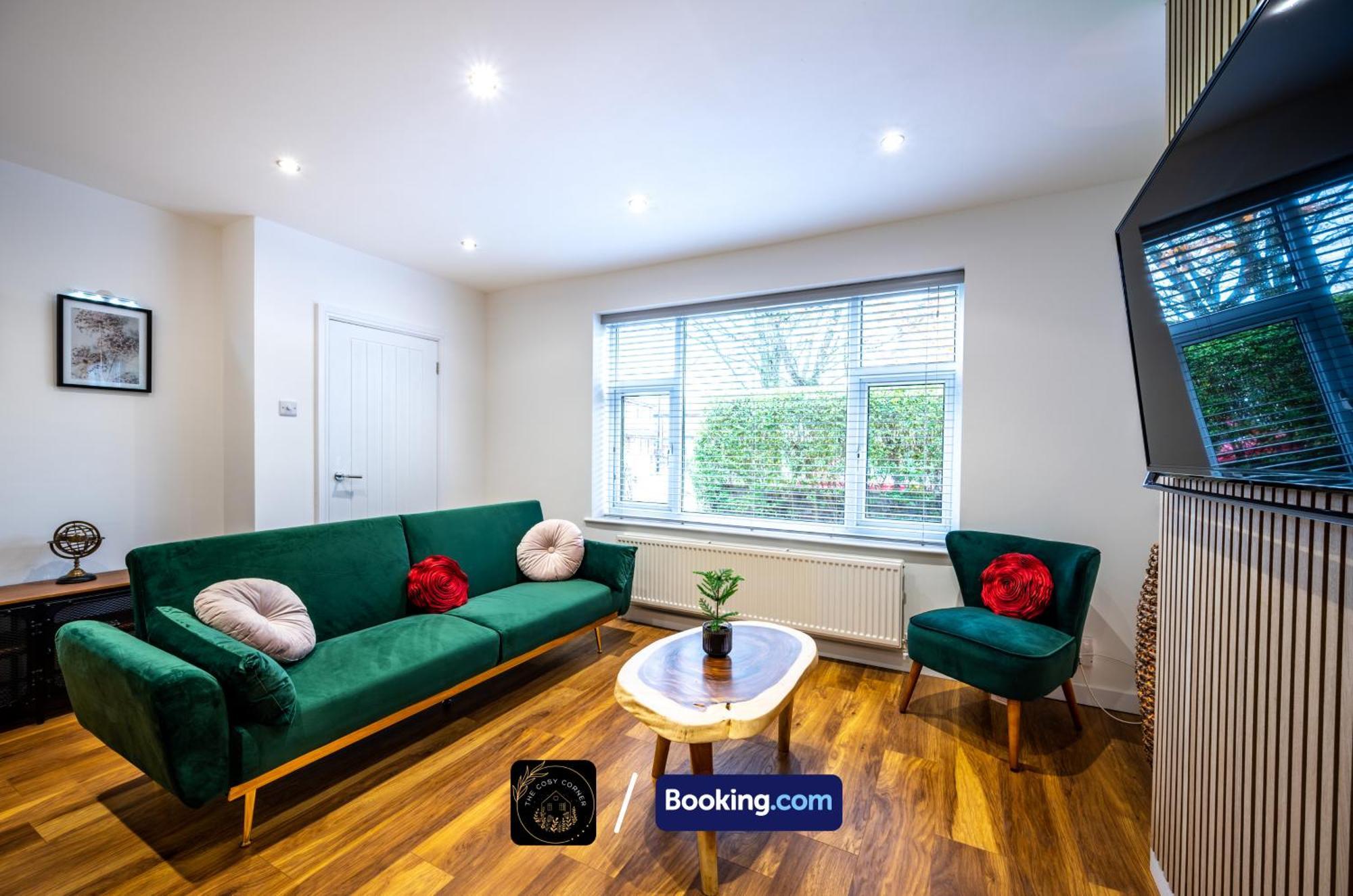 Cosy 3-Bed House, Garden & Free Parking In Stretford Manchester Exterior foto