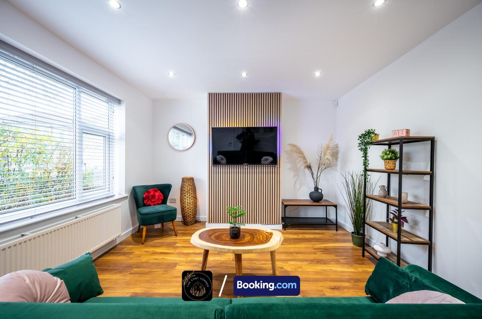 Cosy 3-Bed House, Garden & Free Parking In Stretford Manchester Exterior foto